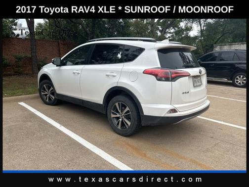 2017 Toyota RAV4 XLE