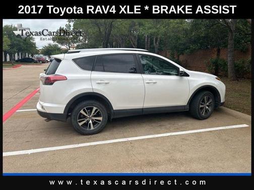 2017 Toyota RAV4 XLE