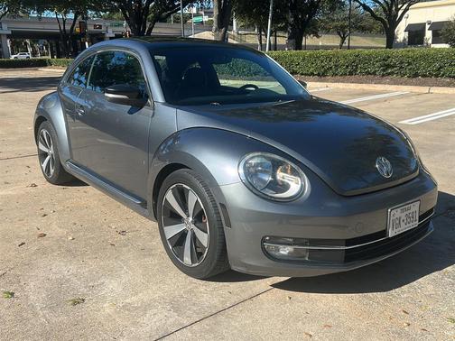 2012 Volkswagen Beetle Base