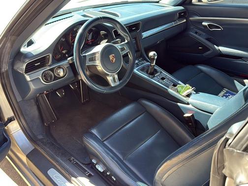 2013 Porsche 911 Carrera