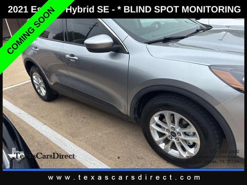 ICONIC SILVER 2021 Ford Escape SE