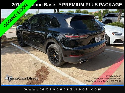 Black 2019 Porsche Cayenne Cayenne