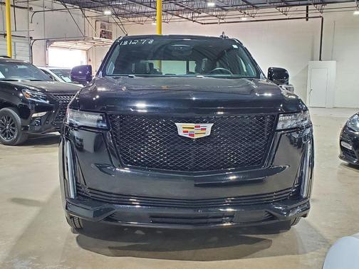 2023 Cadillac Escalade Sport Platinum