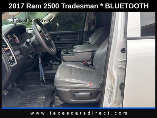 2017 RAM 2500 Tradesman Crew Cab 4x4 6'4' Box