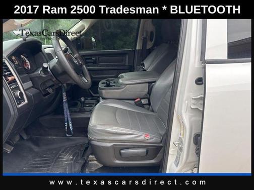 2017 RAM 2500 Tradesman Crew Cab 4x4 6'4' Box