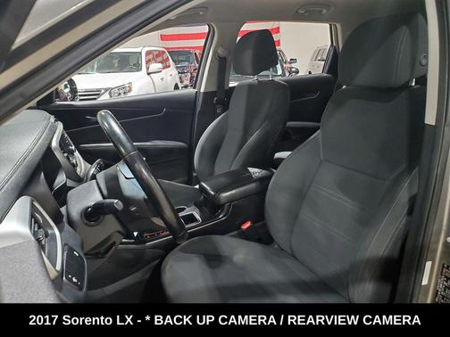 2017 Kia Sorento LX