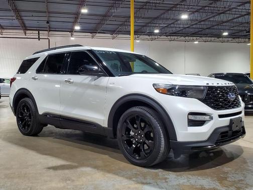 2023 Ford Explorer ST-Line