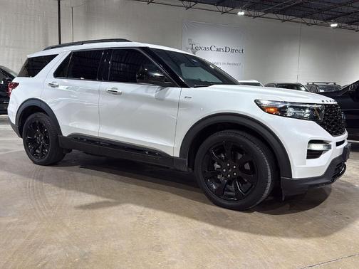 2023 Ford Explorer ST-Line