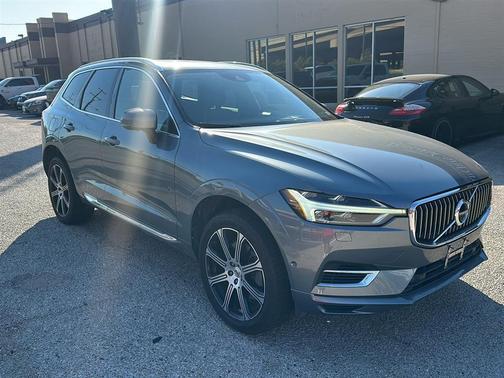 2018 Volvo XC60 Recharge Plug-In Hybrid T8 Inscription