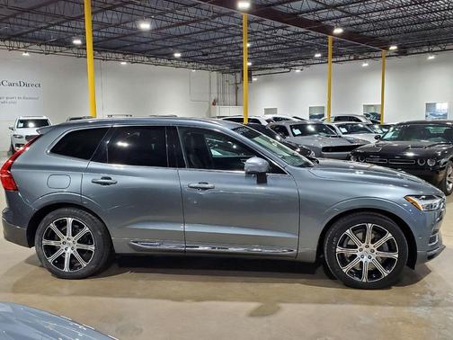 2018 Volvo XC60 Recharge Plug-In Hybrid T8 Inscription