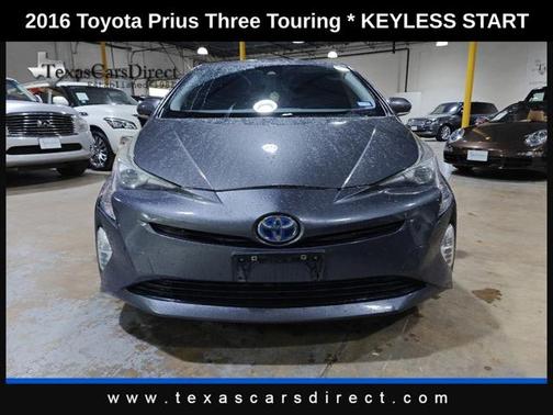 2016 Toyota Prius Three Touring