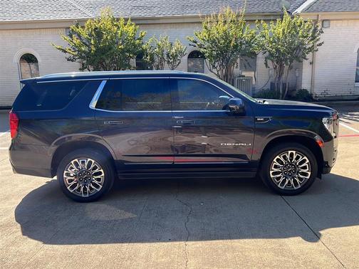 2023 GMC Yukon Denali Ultimate