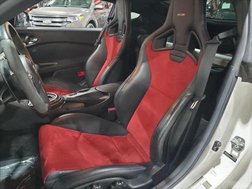 2019 Nissan 370Z NISMO