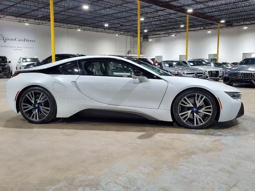 2016 BMW i8 Base