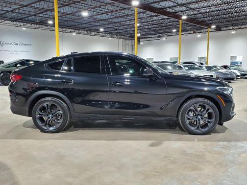 2023 BMW X6 xDrive40i