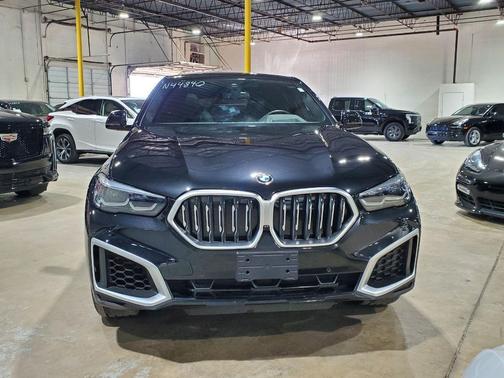 2023 BMW X6 xDrive40i