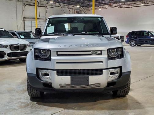 2024 Land Rover Defender 110 P400 S