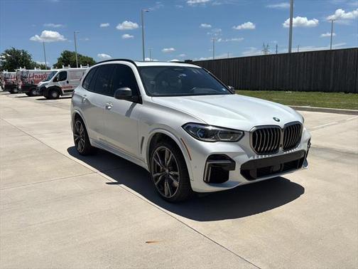 2023 BMW X5 M50i