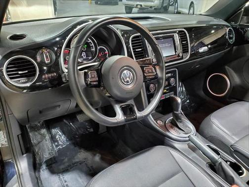2019 Volkswagen Beetle 2.0T SE