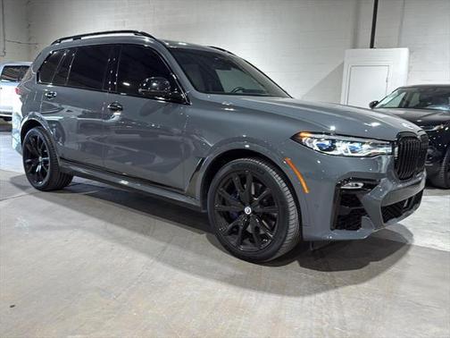 2021 BMW X7 M50i