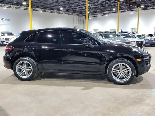 2018 Porsche Macan Base