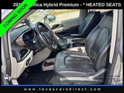 2017 Chrysler Pacifica Hybrid Premium