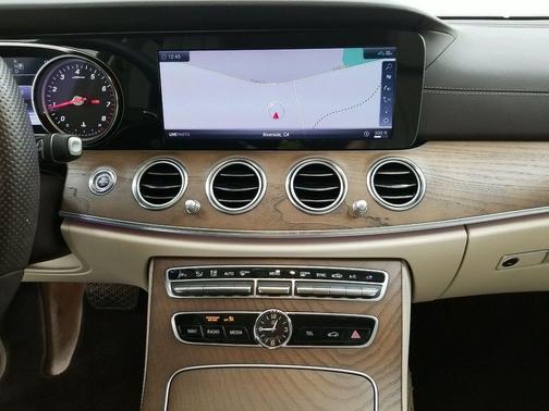 2018 Mercedes-Benz E-Class E 300