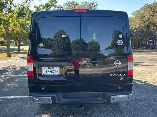 2018 Nissan NV Passenger NV3500 HD SL V8