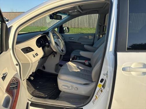2012 Toyota Sienna Limited