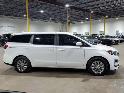 2019 Kia Sedona LX