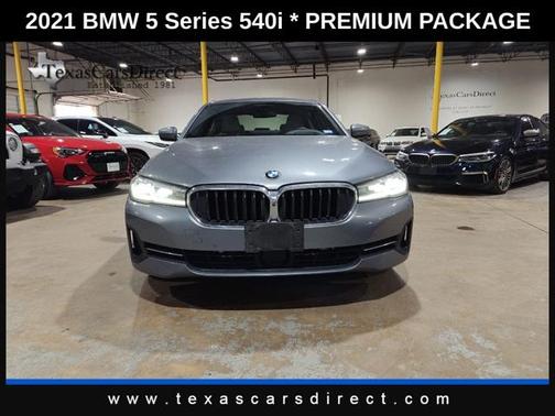 2021 BMW 540 540i
