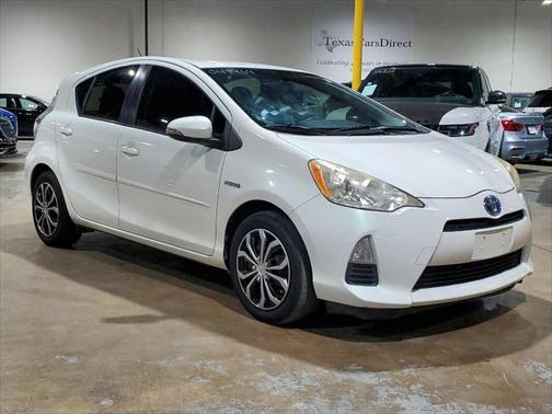 2013 Toyota Prius c Two