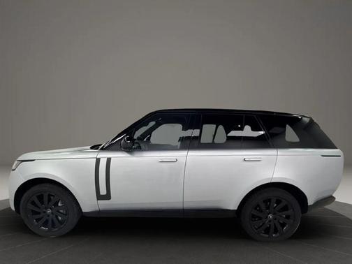 Silver 2023 Land Rover Range Rover P400 SE
