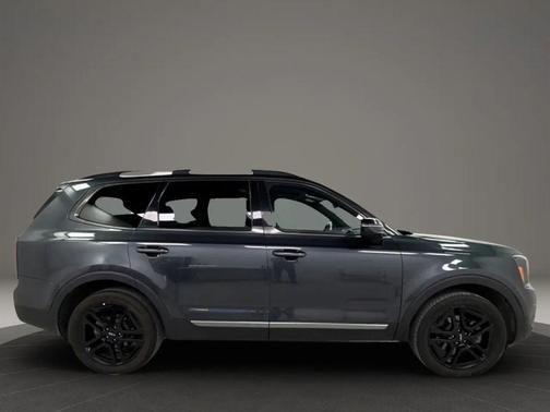 Gray 2023 Kia Telluride SX Sport Utility 4D