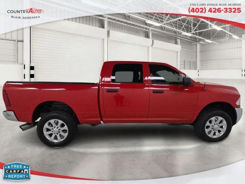 2017 RAM 2500 Tradesman Crew Cab 4x4 6'4' Box