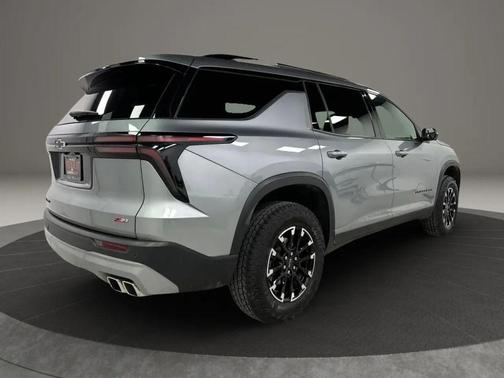 Silver 2025 Chevrolet Traverse L
