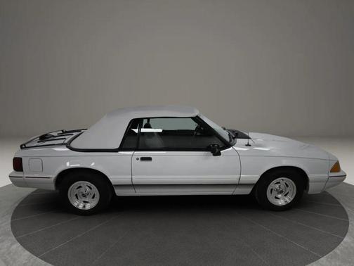 1992 Ford Mustang LX