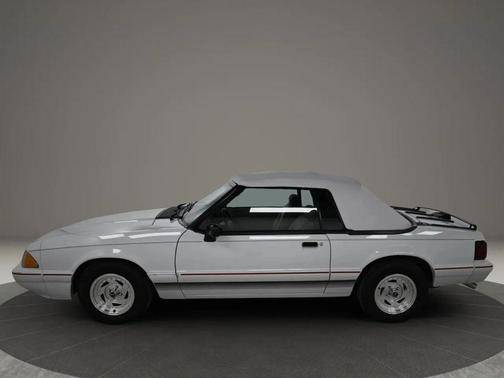 1992 Ford Mustang LX