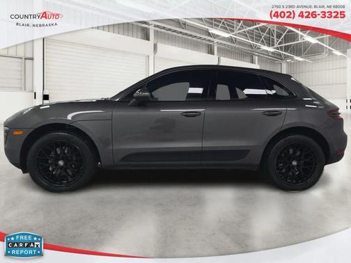 2018 Porsche Macan Sport Utility 4D