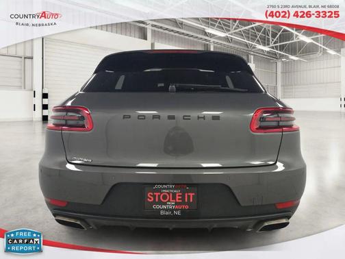 2018 Porsche Macan Sport Utility 4D