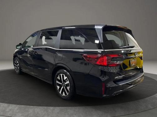 Black 2025 Honda Odyssey EX-L