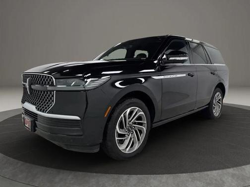 Black 2025 Lincoln Navigator Reserve