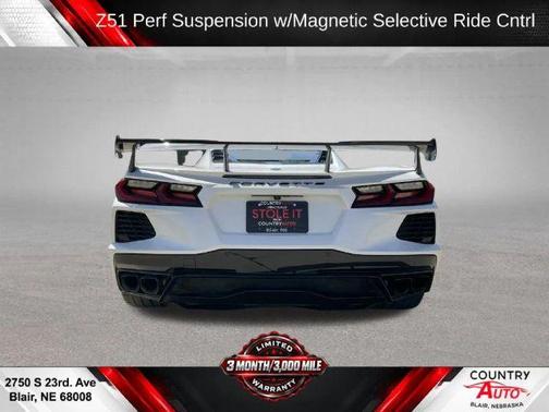 White Pearl Metallic 2023 Chevrolet Corvette Stingray w/3LT