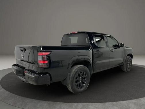 Black 2023 Nissan Frontier SV