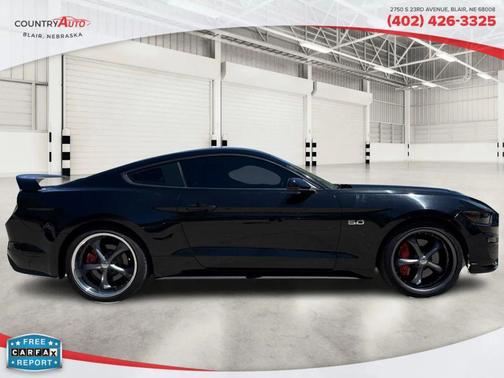 Black 2016 Ford Mustang GT Premium