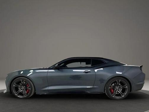 Gray 2021 Chevrolet Camaro 1SS