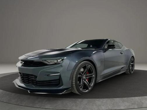 Gray 2021 Chevrolet Camaro 1SS