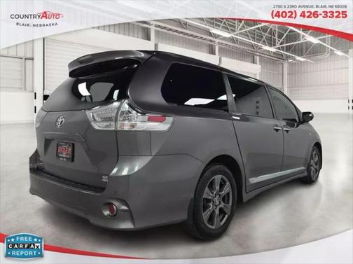 2020 Toyota Sienna SE Premium