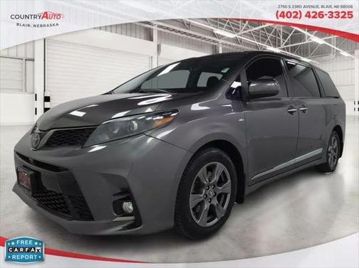 2020 Toyota Sienna SE Premium