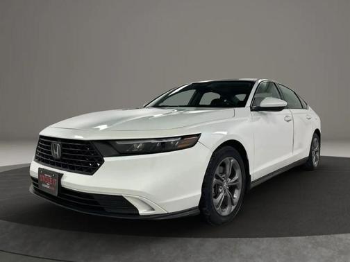 White 2023 Honda Accord EX